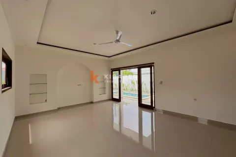 2 bedrooms Villa in Canggu, Badung, Indonesia No. 12751 4