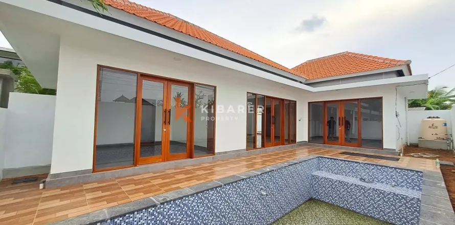 2 bedrooms Villa in Badung, Indonesia No. 12748