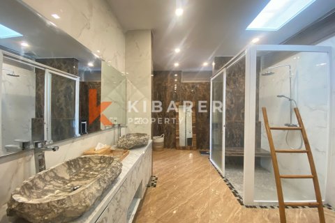 3 bedrooms Villa in Badung, Indonesia No. 12753 27