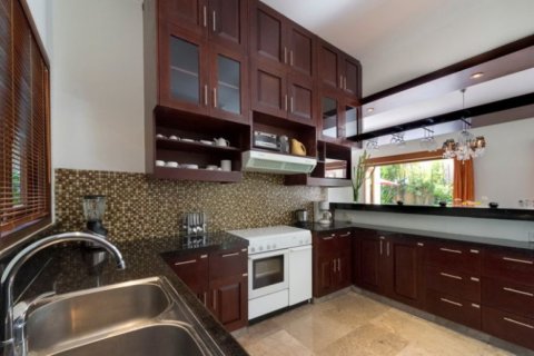 3 bedrooms Villa in Seminyak, Badung, Indonesia No. 11382 8