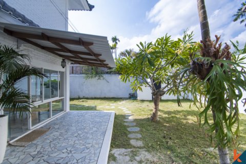 4 bedrooms Villa in Seminyak, Badung, Indonesia No. 11259 4