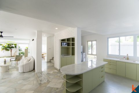 4 bedrooms Villa in Seminyak, Badung, Indonesia No. 11259 9