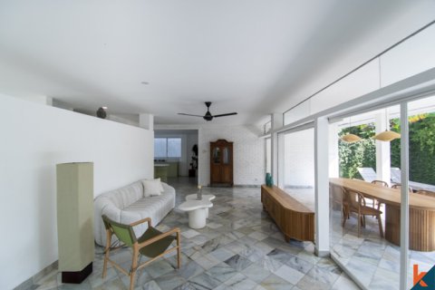 4 bedrooms Villa in Seminyak, Badung, Indonesia No. 11259 6