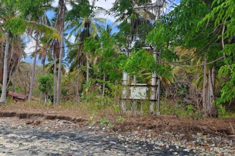 Земельный участок 27200м2 в № 8713 6