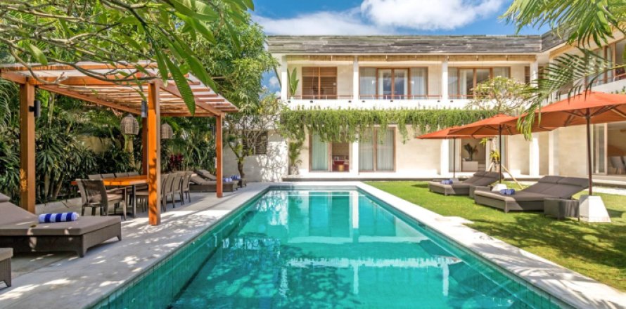 5 bedrooms Villa in Jimbaran, Badung, Indonesia No. 1260
