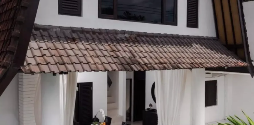 3 bedrooms Villa in Seminyak, Badung, Indonesia No. 10810