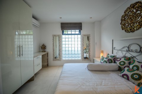 12 bedrooms Villa in Seminyak, Badung, Indonesia No. 10811 17