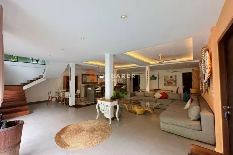 3 bedrooms Villa in Seminyak, Badung, Indonesia No. 11855 3