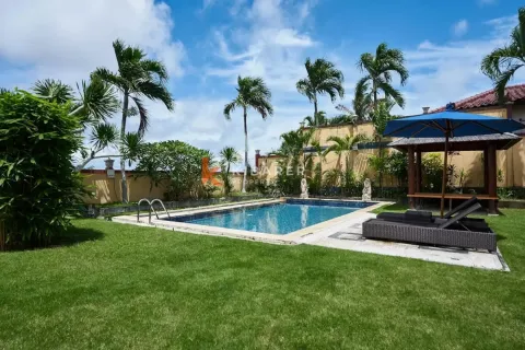 2 bedrooms Villa in Jimbaran, Badung, Indonesia No. 12522 2