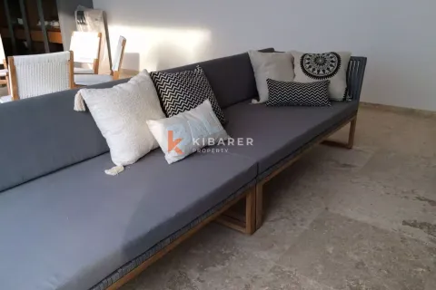 3 bedrooms Villa in Tibubeneng, Badung, Indonesia No. 12526 5