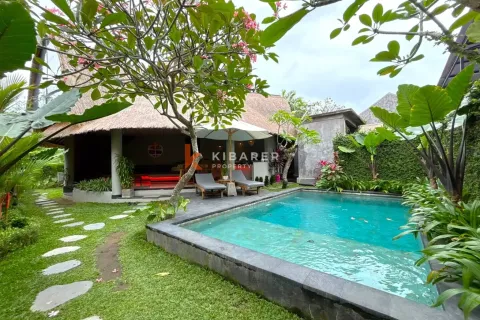 5 bedrooms Villa in Badung, Indonesia No. 12525