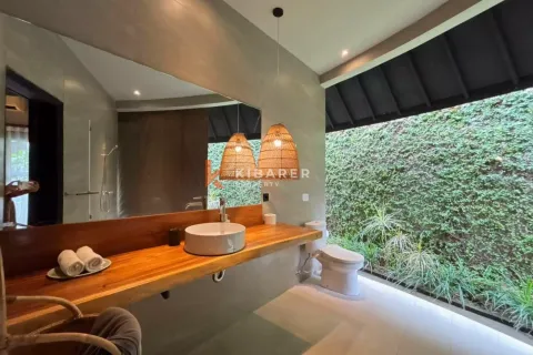 4 bedrooms Villa in Badung, Indonesia No. 12523 10