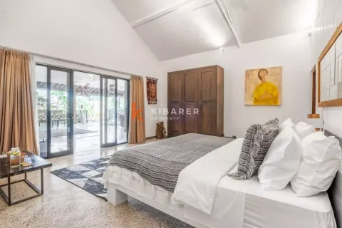 5 bedrooms Villa in Canggu, Badung, Indonesia No. 12373 19
