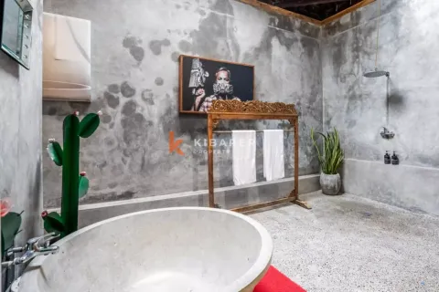 5 bedrooms Villa in Canggu, Badung, Indonesia No. 12373 25