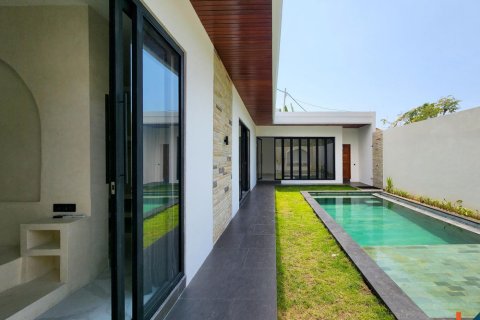 2 bedrooms Villa in Ungasan, Badung, Indonesia No. 10882 5