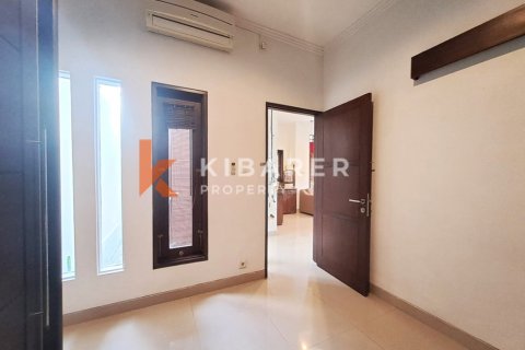 2 bedrooms Villa in Kerobokan, Badung, Indonesia No. 11943 18