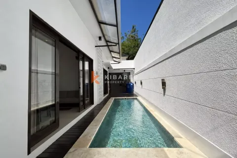 2 bedrooms Villa in Kuta, Badung, Indonesia No. 11946