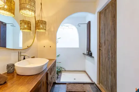 5 bedrooms Villa in Badung, Indonesia No. 10101 18