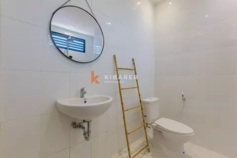 3 bedrooms Villa in Kerobokan, Badung, Indonesia No. 12700 9
