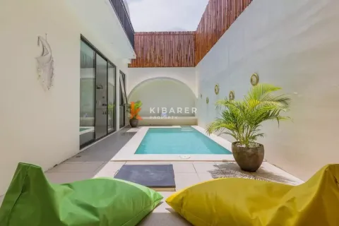 3 bedrooms Villa in Kerobokan, Badung, Indonesia No. 12700