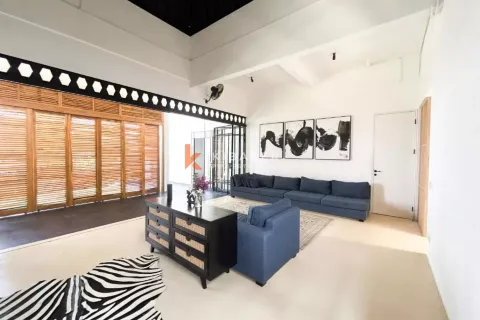 6 bedrooms Villa in Kuta, Badung, Indonesia No. 12701 10