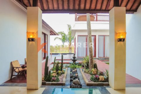 4 bedrooms Villa in Pecatu, Badung, Indonesia No. 12980 3