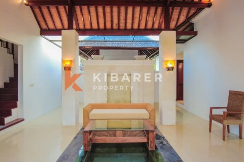 4 bedrooms Villa in Pecatu, Badung, Indonesia No. 12980 19