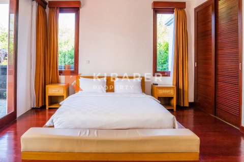 4 bedrooms Villa in Pecatu, Badung, Indonesia No. 12980 8