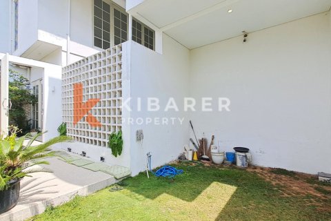 3 bedrooms Villa in Canggu, Badung, Indonesia No. 12983 2
