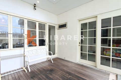 3 bedrooms Villa in Canggu, Badung, Indonesia No. 12983 10