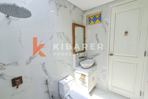 3 bedrooms Villa in Canggu, Badung, Indonesia No. 12983 28