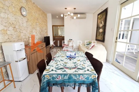 3 bedrooms Villa in Canggu, Badung, Indonesia No. 12983 6