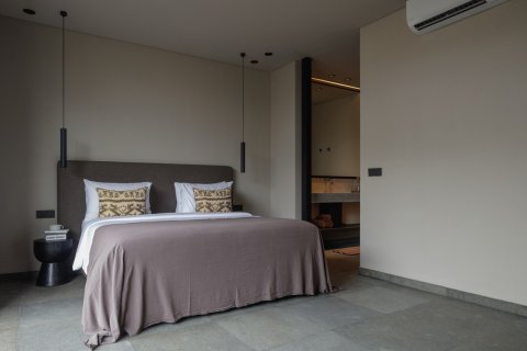 300m2 Villa in Badung, Indonesia No. 9681 8