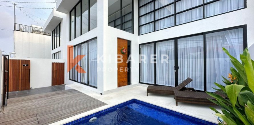 3 bedrooms Villa in Kerobokan, Badung, Indonesia No. 11768
