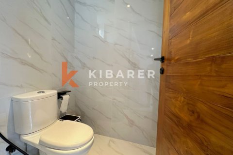 3 bedrooms Villa in Kerobokan, Badung, Indonesia No. 11768 9