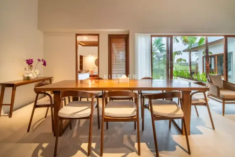 4 bedrooms Villa in Tumbak Bayuh, Mengwi, Badung, Indonesia No. 11771 3