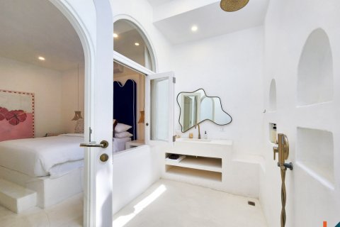 6 bedrooms Villa in Munggu, Mengwi, Badung, Indonesia No. 10586 20