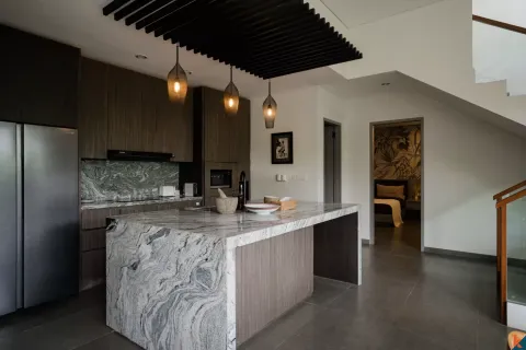 5 bedrooms Villa in Kuta, Badung, Indonesia No. 10725 3