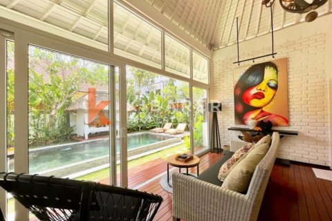 3 bedrooms Villa in Canggu, Badung, Indonesia No. 12720 3