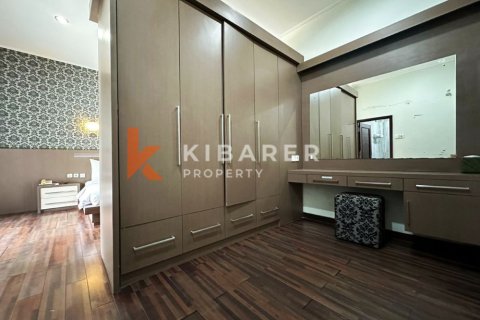2 bedrooms Villa in Seminyak, Badung, Indonesia No. 12724 10