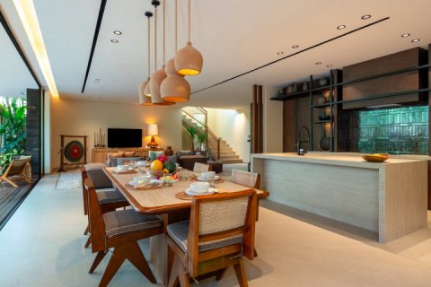 4 bedrooms Villa in Canggu, Badung,  No. 9062 7