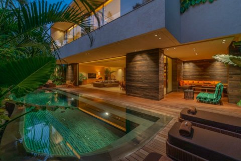 4 bedrooms Villa in Canggu, Badung,  No. 9062 5