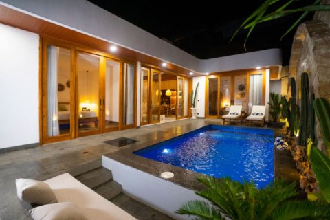 7 bedrooms Villa in Nusa Dua, Badung,  No. 8903 3