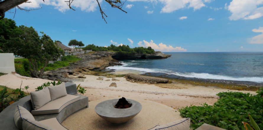 3 bedrooms Villa in Nusa Lembongan, Klungkung,  No. 8930