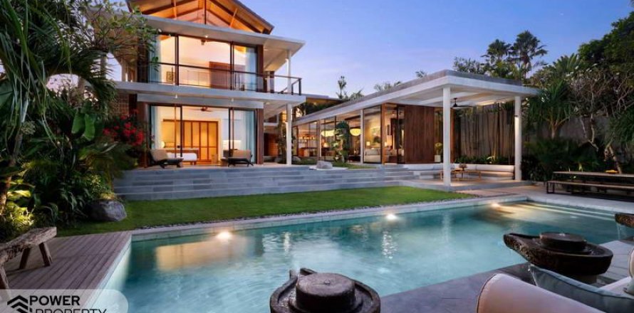 7 bedrooms Villa in Pererenan, Mengwi, Badung,  No. 9052