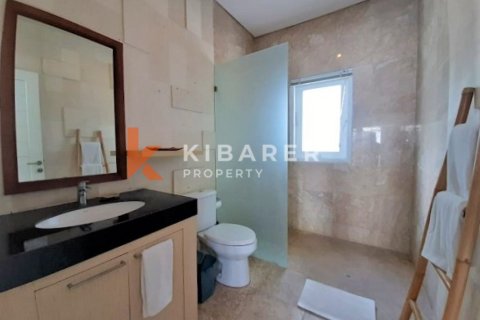 3 bedrooms Villa in Tibubeneng, Badung, Indonesia No. 13049 9