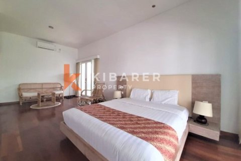 3 bedrooms Villa in Tibubeneng, Badung, Indonesia No. 13049 7