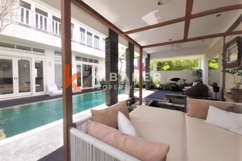 3 bedrooms Villa in Tibubeneng, Badung, Indonesia No. 13049 12