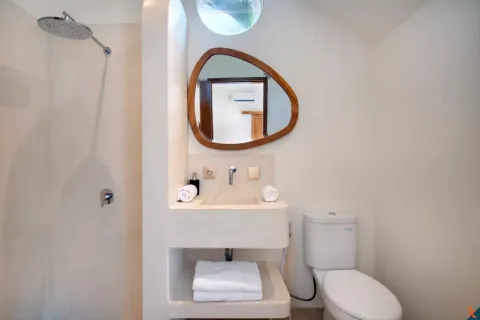 3 bedrooms Villa in Tibubeneng, Badung, Indonesia No. 10919 17