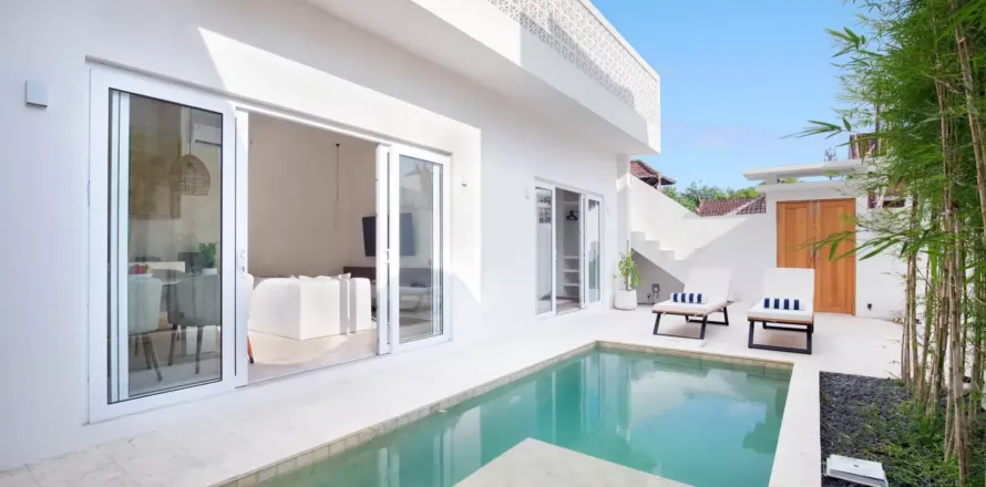 3 bedrooms Villa in Tibubeneng, Badung, Indonesia No. 10919